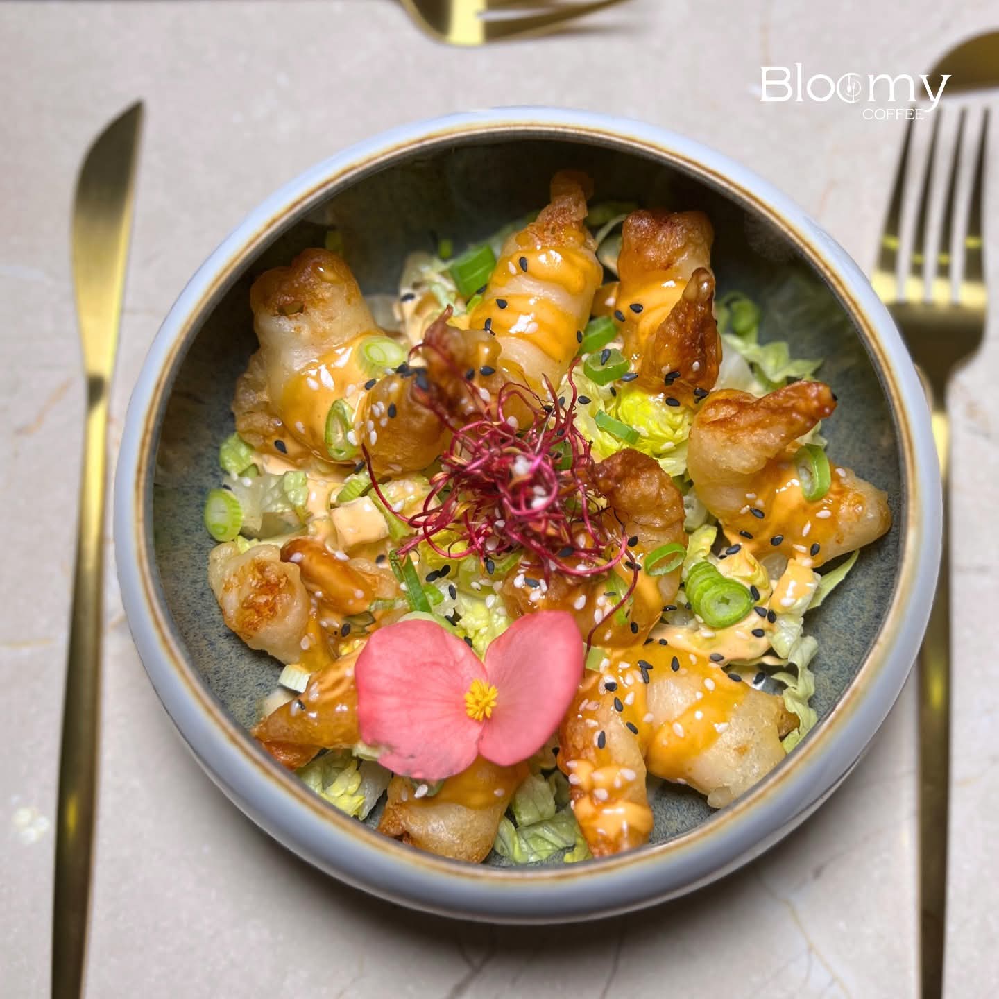 Bloomy Gallery